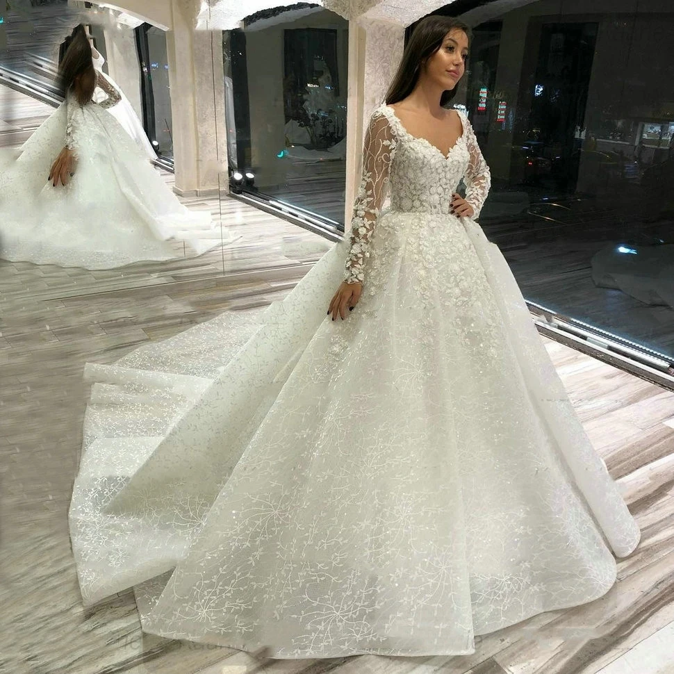 Abiti da sposa lunghi eleganti in tulle con colletto quadrato e applicazioni in pizzo con maniche lunghe, abiti da sposa con strascico di corte