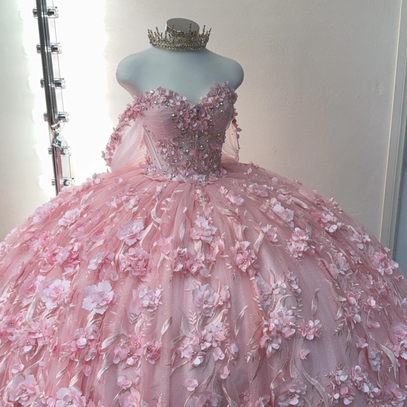 멕시코 핑크 어깨 볼 가운 Quinceanera 드레스 소녀 구슬로 된 3dflowers 생일 파티 가운 무도회 드레스 달콤한 16
