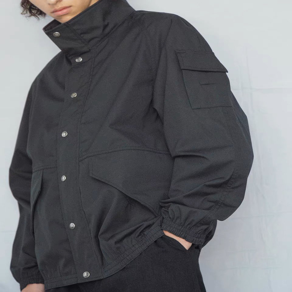 Veste de créateur hiver manteau de travail pratique coupe-vent tissu imperméable à manches broderie de poche hommes et femmes avec les mêmes modèles