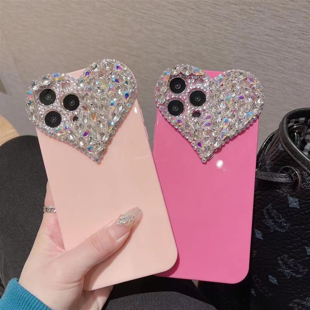 3D Love Heart Bling Diamond Cases pour iPhone 15 Plus 14 13 Pro Max 12 11 X XR XS 8 7 6 SE2 Luxe Mode Jelly Solid Crystal Soft TPU Strass Filles Femmes Couverture arrière de téléphone