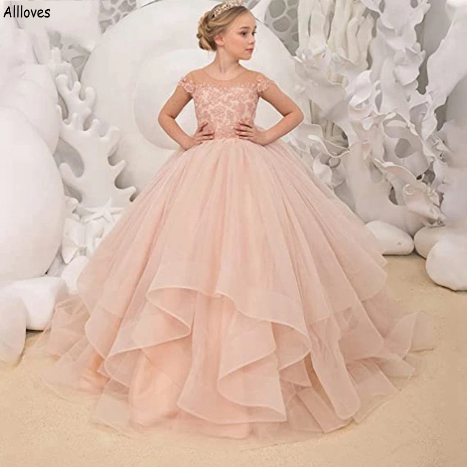 Robes de fille de fleur rose poussiéreux Fluffy Tulle Princesse Dentelle Appliqued Jewel Neck Fête de mariage Petite fille Robe pour tout-petits Cap Manches Robe de première communion CL2158