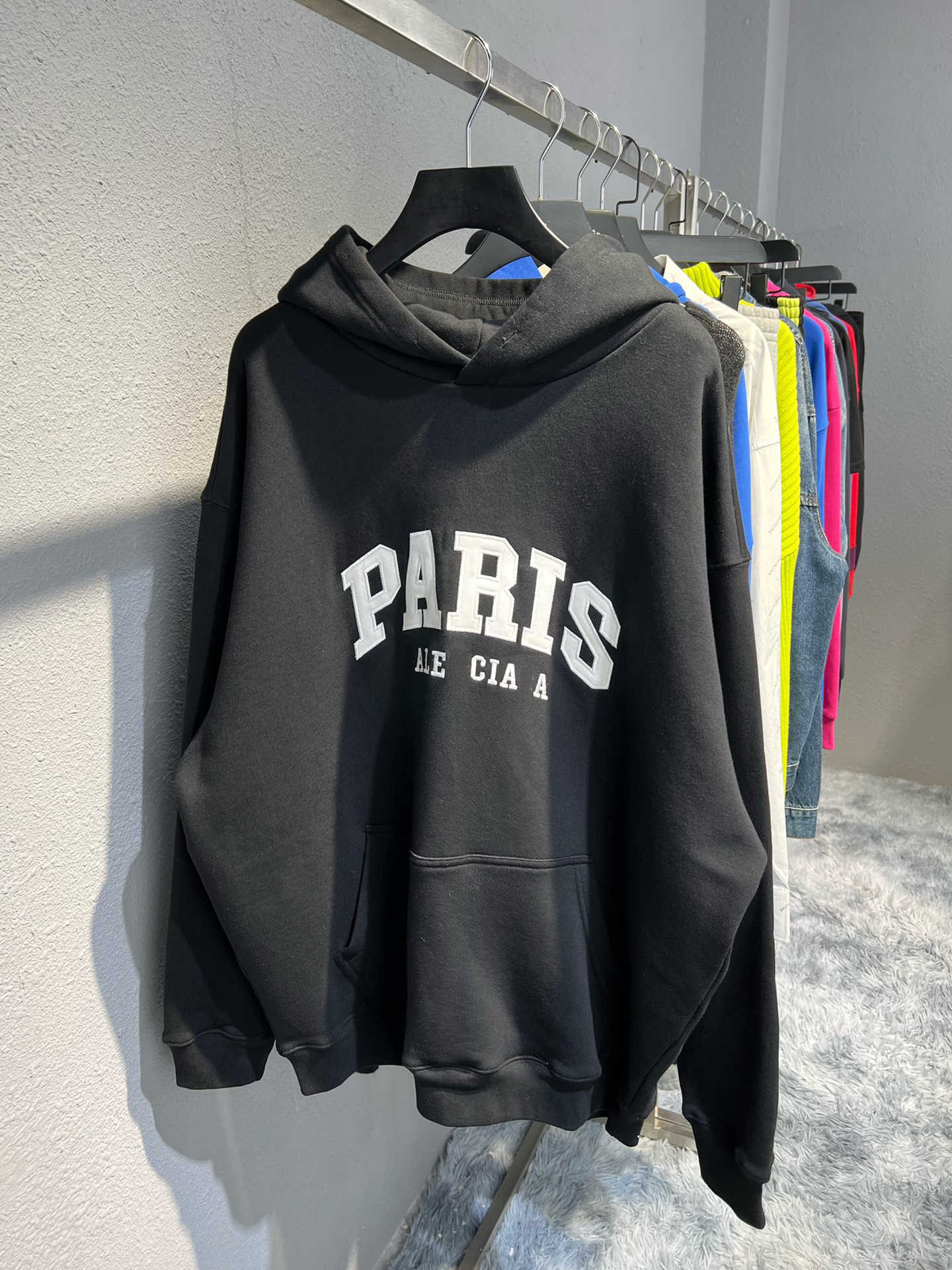 Womens Designer t-shirt Shirt High Edition Front Brodé Fleece Hoodie Personnalisé Tricoté Teint Pur Couple Épais