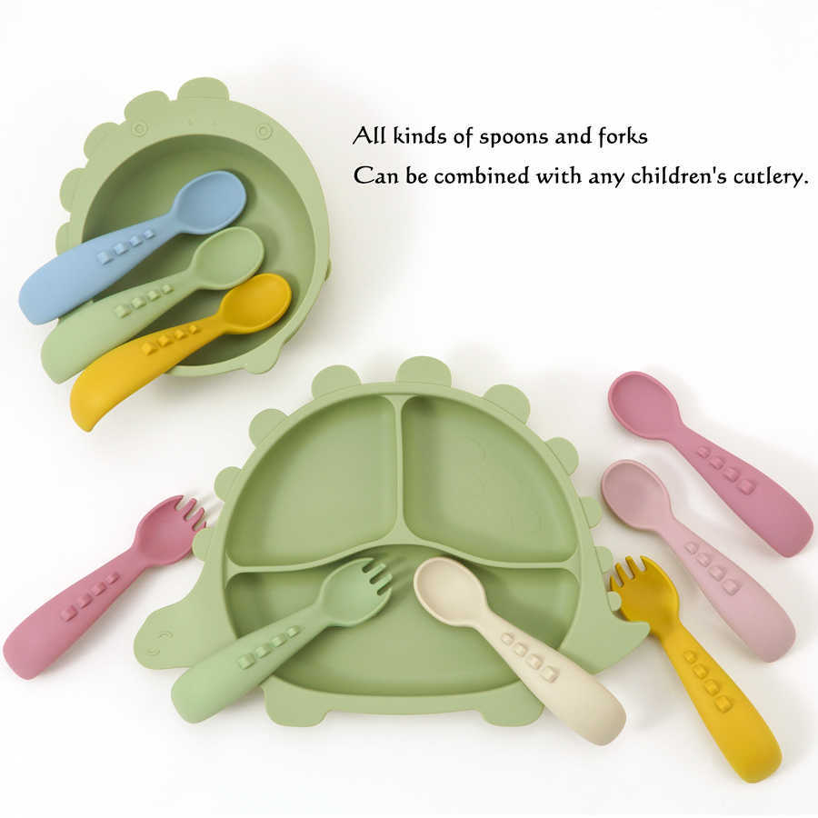 Tasses plats ustensiles / réglage en silicone dsimes assiette étanche Bib Set Baby Nourching Sucker Bowl Baby Dishes BPA Free Fork Spoon SIPPY Cup Table Volent AA230413