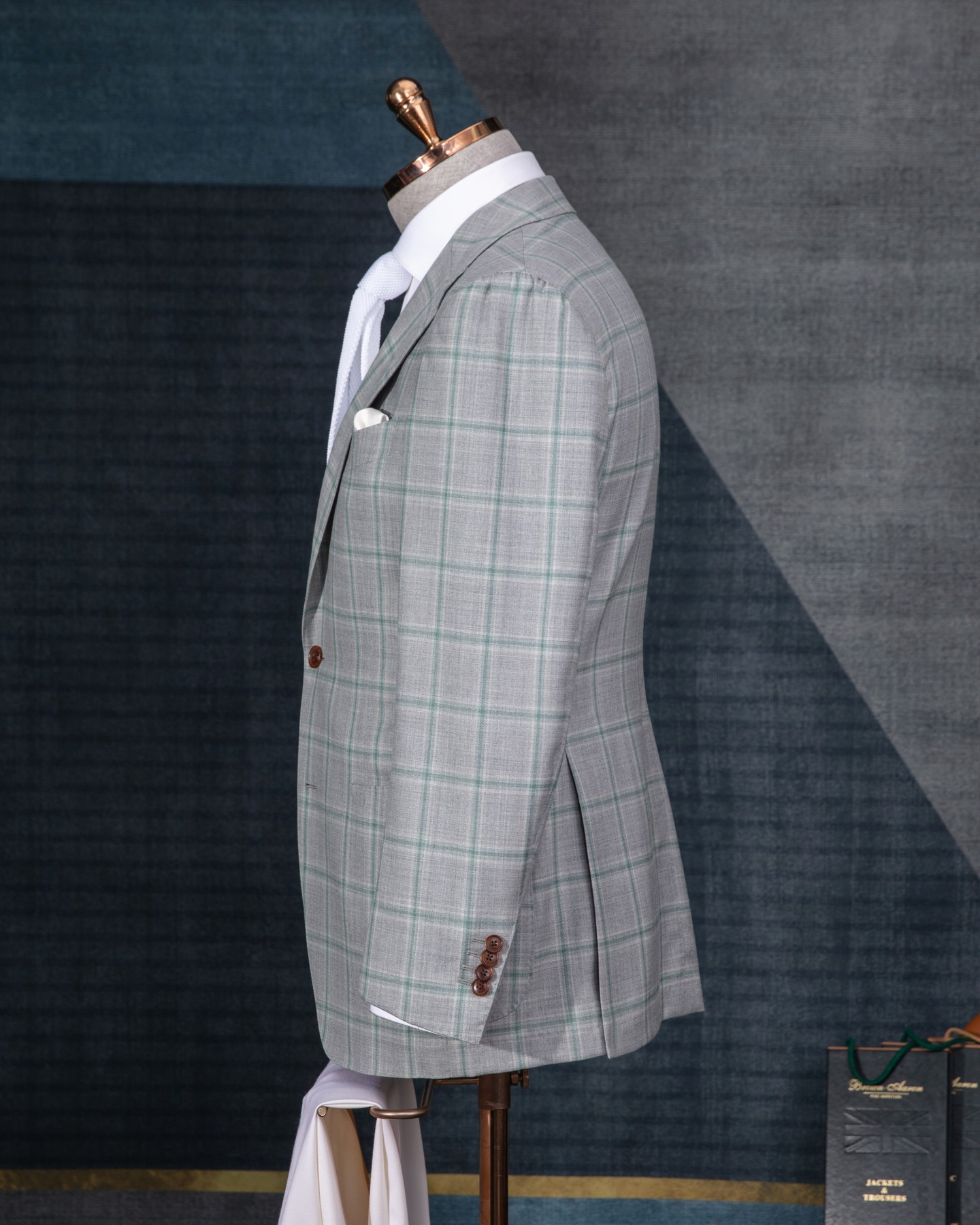 Due pezzi smoking da sposa abiti da uomo bei candidati scialle bavero vestito plaid due bottoni tre pacchetti tasche personalizzate cappotto multi-scenario primavera casual