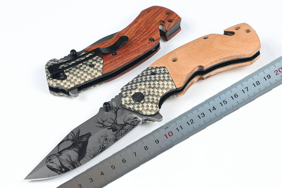 Nuovo coltello pieghevole Flipper assistito 3Cr13Mov Rivestimento in titanio Drop Point Lama Manico in legno Coltelli da sopravvivenza all'aperto con scatola al minuto