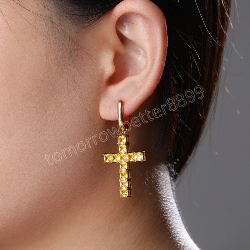 Swobodny krzyżowy kształt kropli kolczyki mikro brukanie sześcien cyrkonu mężczyźni kobiety purpurowe złote srebrne kolory krzyżowe kolczyki krzyżowe