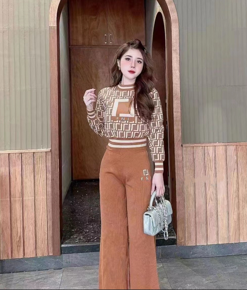 Women's Two Piece Pants designer Designer 2023 Casual Knit Fashion Crew Neck Long Sleeve Knitted Letter Full Print F Sweater + Trousers Two-Piece Set 7HC1