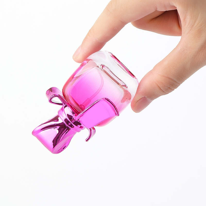 15 ml glas parfymflaskor bowknot gradient spray atomizer bow portable doft mode lady doft pump fodral påfyllningsbara tomma delade kosmetiska förpackningar