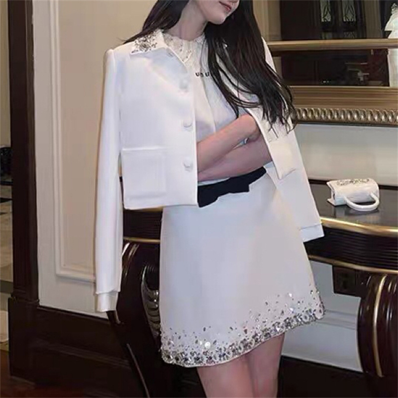 Autumn/Winter 23 miu-m 3D Beaded Celebrity Light Luxury White Short Coat Top+Short Skirt