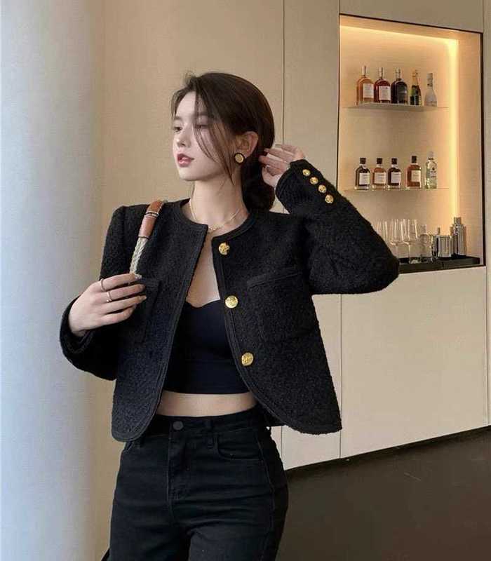 Women's Jackets designer CE * 23ss Autumn/Winter New Knitted Black Metal Button Suit Coat Small Cotton Clip Thickened Cardigan 4K1Y