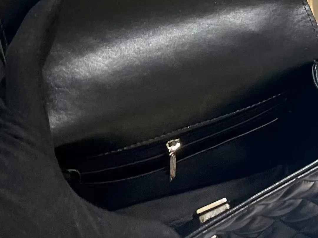 23A Luxury Flap Bag Mini Crossbody Bag White Small Handheld Rhinestone Mini Flip Bag Classic Handle Gold Metal Woven Chain Quilted Handbag Designer Bag Wallet 20CM