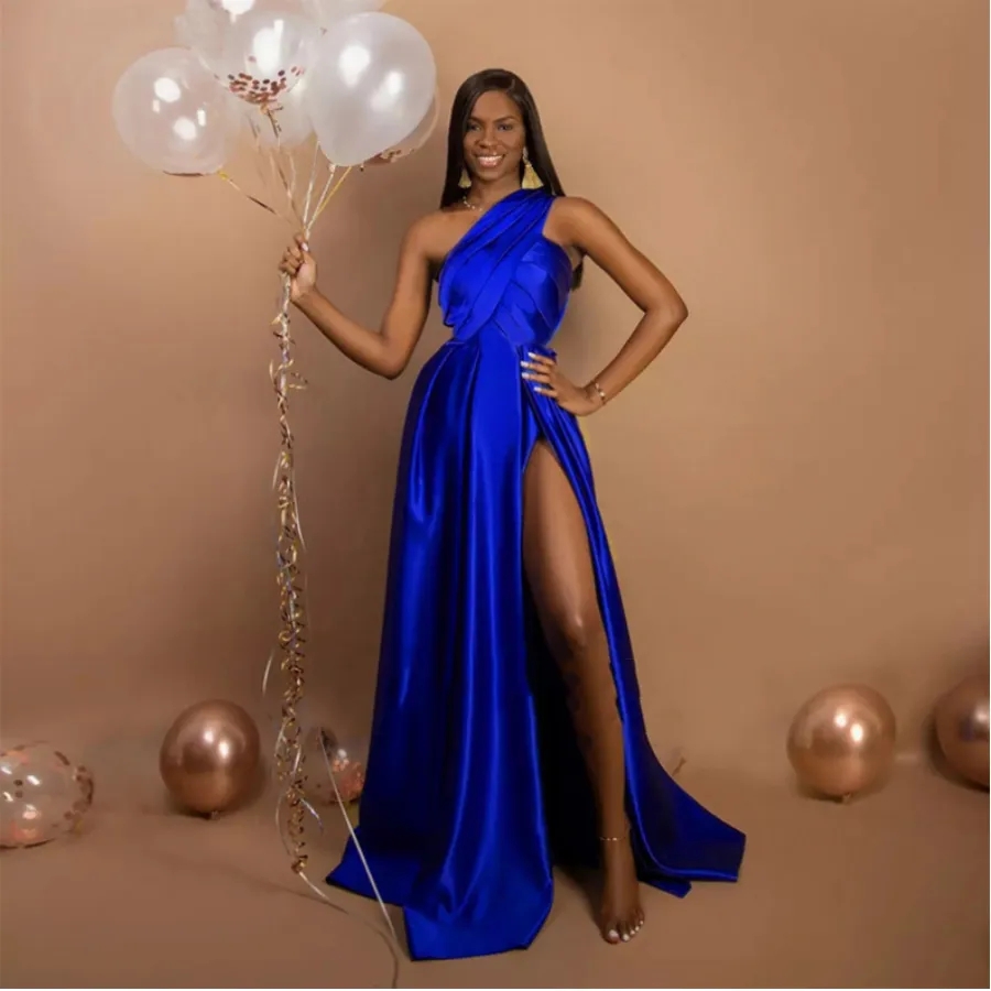 Royal Blue Long Prom Dresses One Shoulder Pleat Satin Black Women Party Dress With Slit Sexy Formal Gown