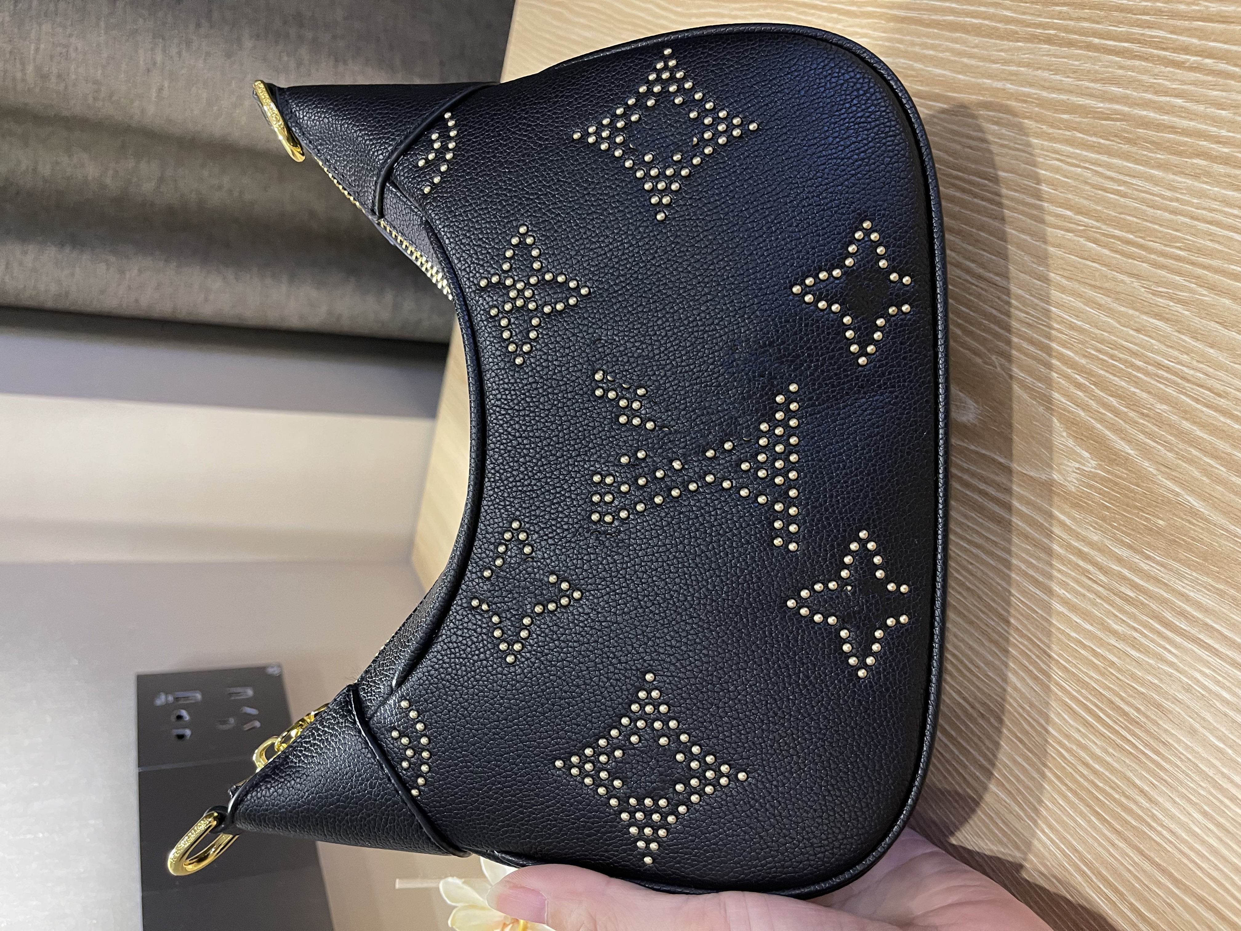 2024 Lady Online Purses Högkvalitativa handväskor axelkropp Back Black Bag