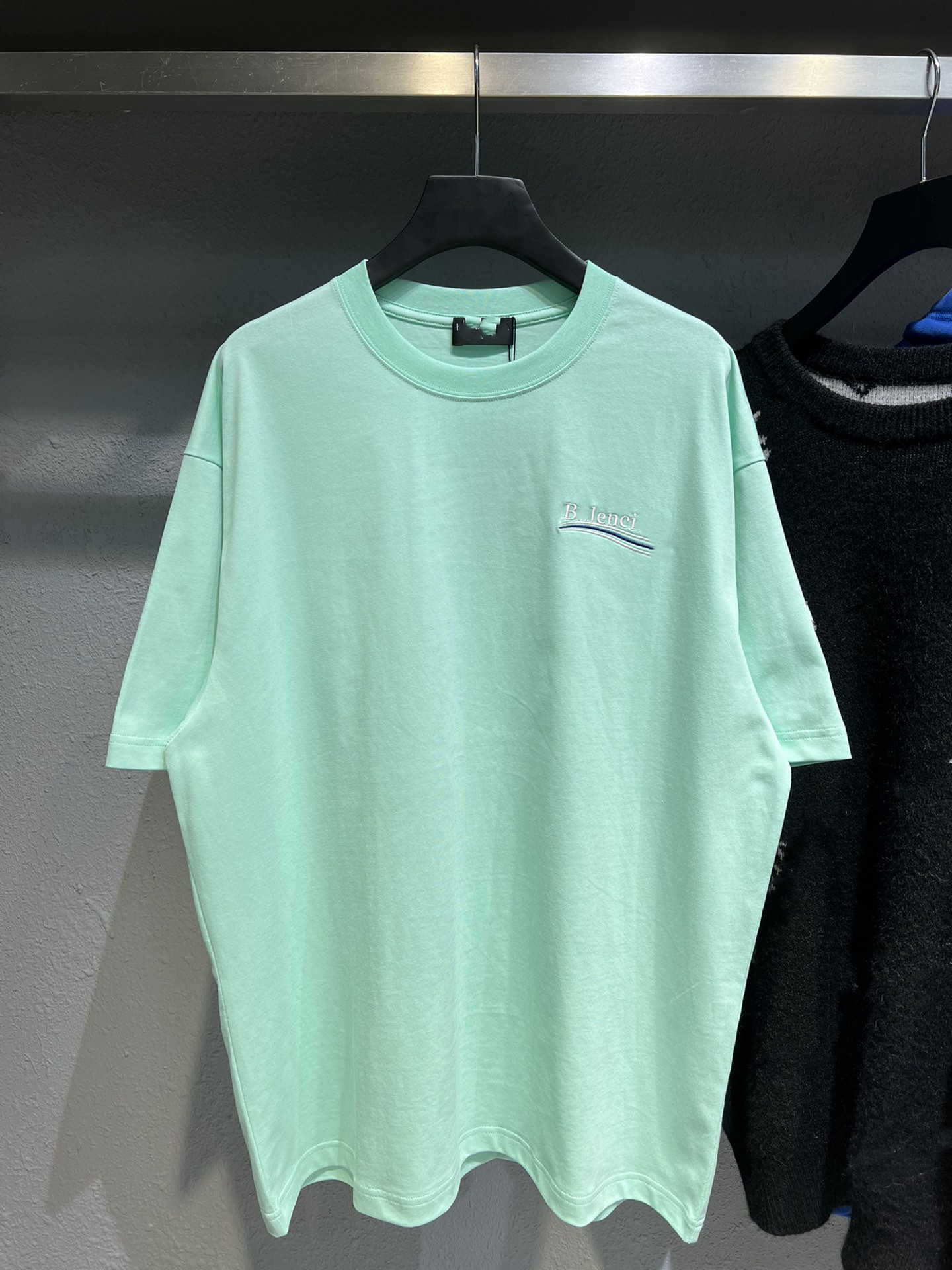 Womens Designer T Shirt High Edition 2023 Summer House Hailang Coke broderad Mint Green Sleeve T-shirt