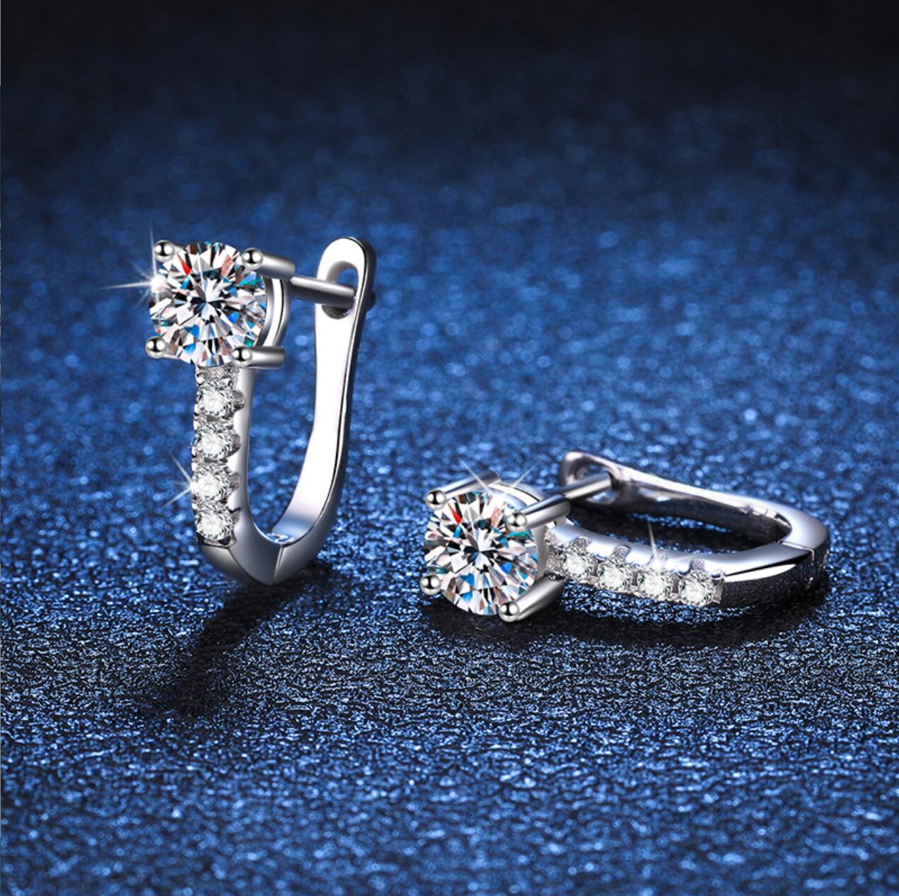 U Model Earring Real Moissanite 0.5 Ct Decor Silvery Stud Earrings Sterling 925 Silver Jewelry Elegant Minimalist Style Daily Wear Accessories With Certificate