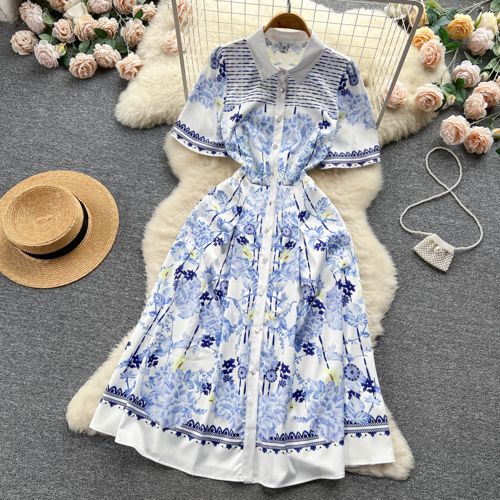Robes décontractées 2023 Summer Floral Print Chemise Midi Robe Femmes Runway Mode Manches courtes Simple Boutonnage Vintage Casual Holiday Robes