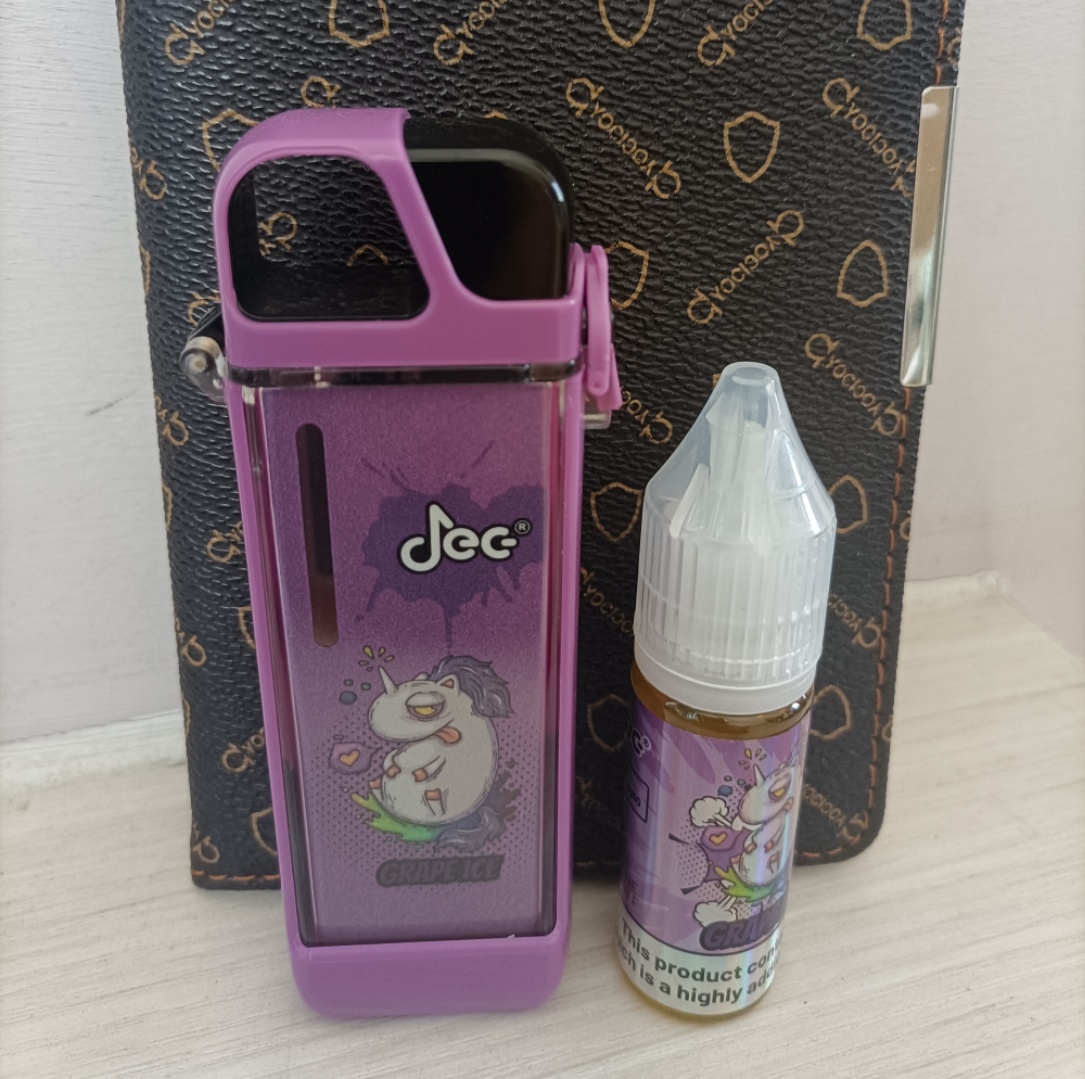 Le plus récent JEC BOX 12000 Puffs Cigarettes électroniques jetables rechargeables Bobine 1.0Mesh 500mAh Batterie rechargeable Vape 10 Saveurs 2% 5% Capacité 5 + 15 ml 12K vs ELF 12000 6500