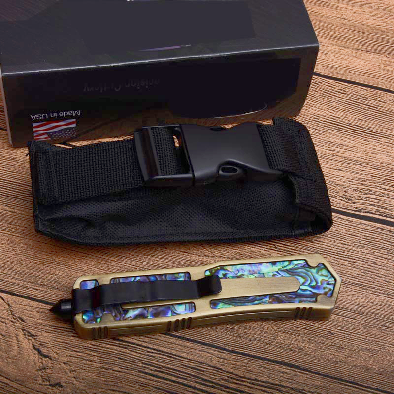 Top Quality Gold Handle AUTO Tactical knife 440C 58HRC Black Two-tone Blade 4 Option Models EDC Pocket Knife Gift knives with nylon bag Xmas Gift