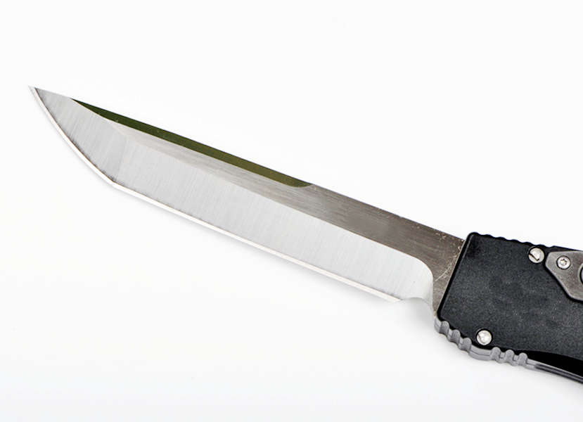 Couteau tactique automatique de qualité supérieure D2, lame Tanto satinée T6061, manche en aluminium, couteau de poche EDC, couteaux cadeaux avec sac en Nylon