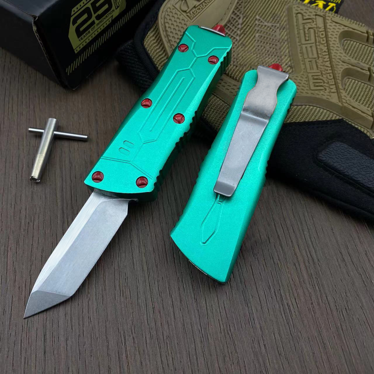 Specialerbjudande avancerad Green Mt UT Auto Tactical Knife D2 Stone Wash Blade CNC 6061-T6 Handtag EDC Gift Knives med nylonpåse