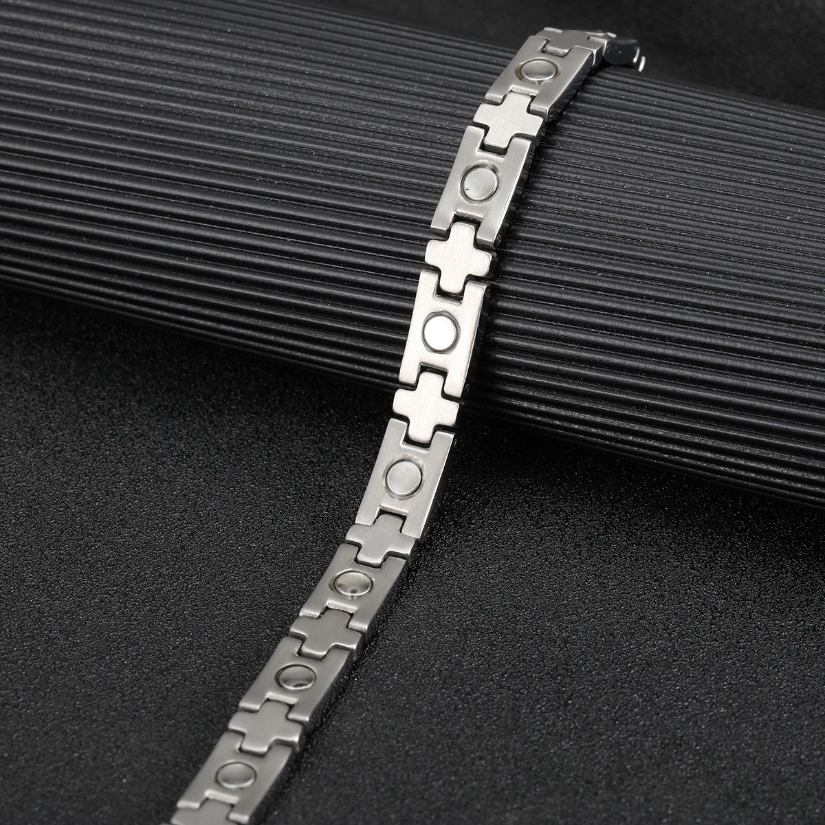 Cuff Magnetic Stainless Steel Link Chain Charm Magnetic Germanium Far Infrared Bracelet For Women Fashion Femme Bangles Jewelry 231116