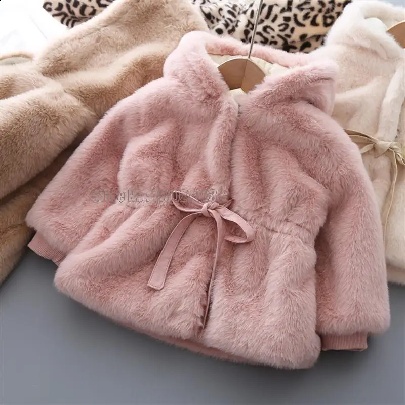 Płaszcz dziewcząt pluszowy pluszowy kurtka dla dzieci ciepłe dziecięce chłopców ”puszysta kurtka na zewnątrz kurtka zewnętrzna 231117