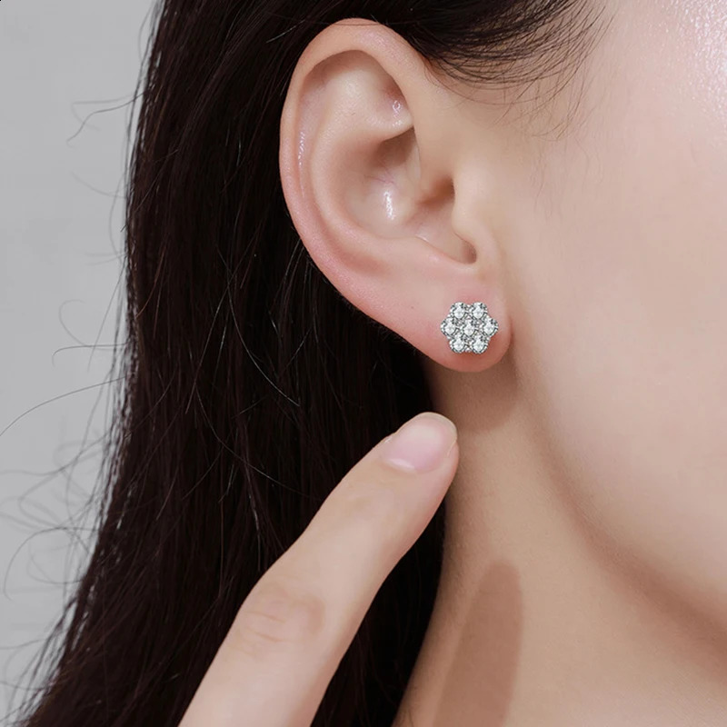 Stud Ewya 925 Sterling Silver Stud örhängen 1.4ct 7 Stones Flower Women Earring For Party Engagement Fine Jewelry Earings 231116