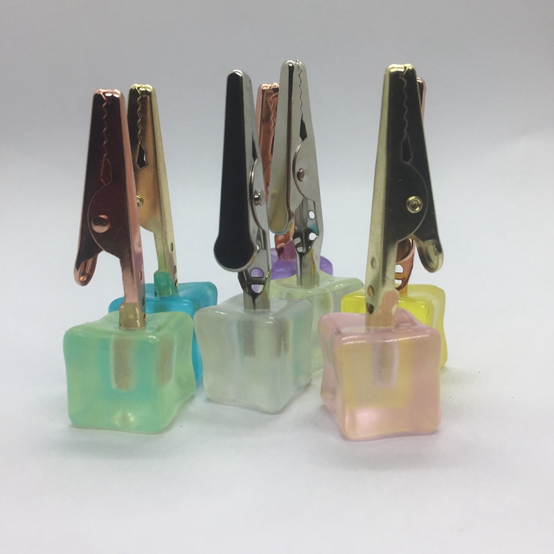 Smoking Cool Glitter Powder Colorful Glow In Dark Portable Dice Bracket Clip Support Stand Dry Herb Tobacco Preroll Cigarette Cigar Fixed Holder Clamp Tongs Tips