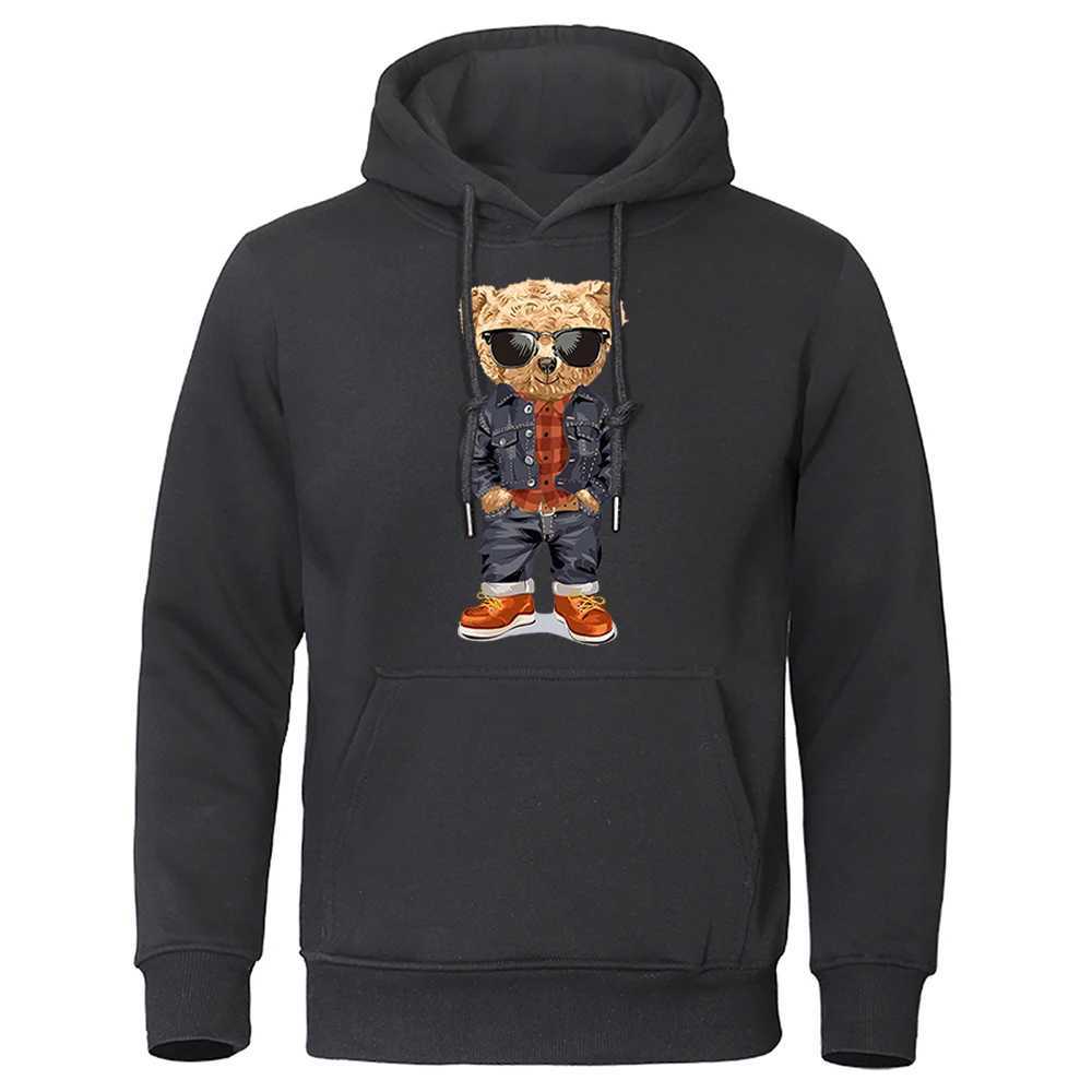 Sweats à capuche pour hommes Sweatshirts Cowboy Teddy Bear avec les mains dans les poches Sweat à capuche pour hommes Imprimé mignon Sportswear Hip Hop Street Sweat à capuche Poche ample Sweat-shirt en polaire J231116