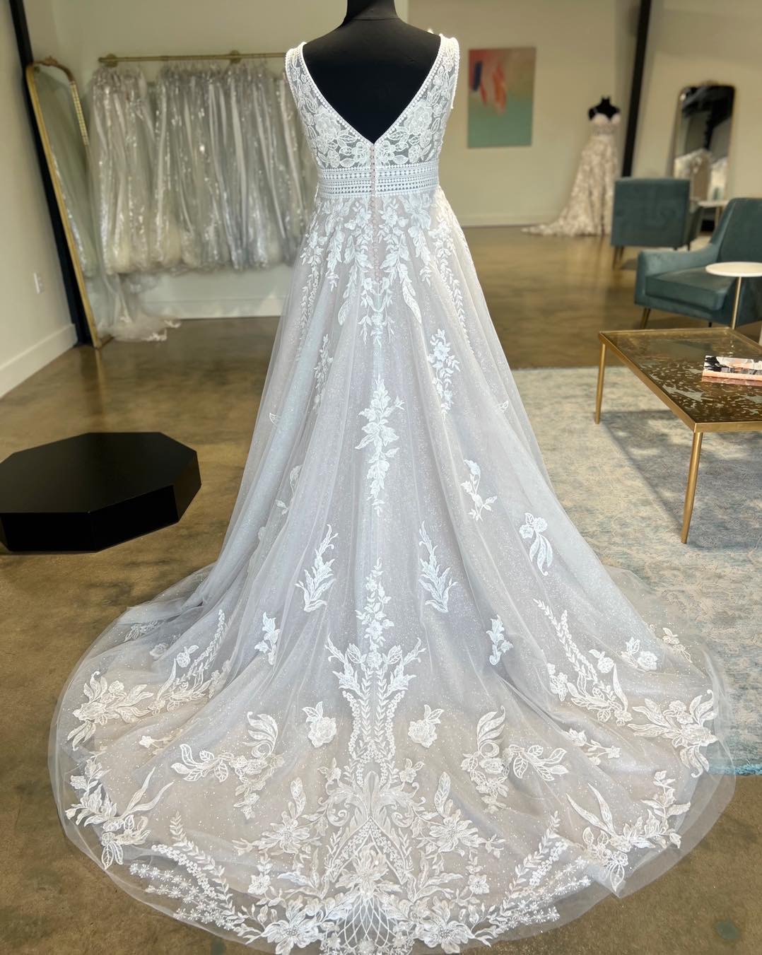 2023 novembre arabo Aso Ebi Plus Size A-line Beach Avorio abito da sposa in pizzo profondo scollo a V abiti da sposa sexy abiti ZJ3022