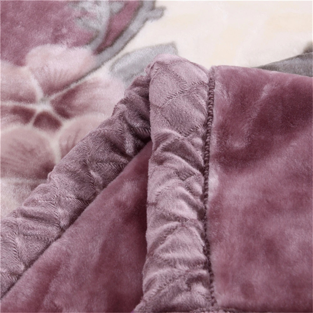 Blankets Fleece Blanket Plush Blanket King Size Heavy Mink Blanket Silky Soft and Warm 2 Ply A B Printed Raschel Bed Blanket RosePeony 231116