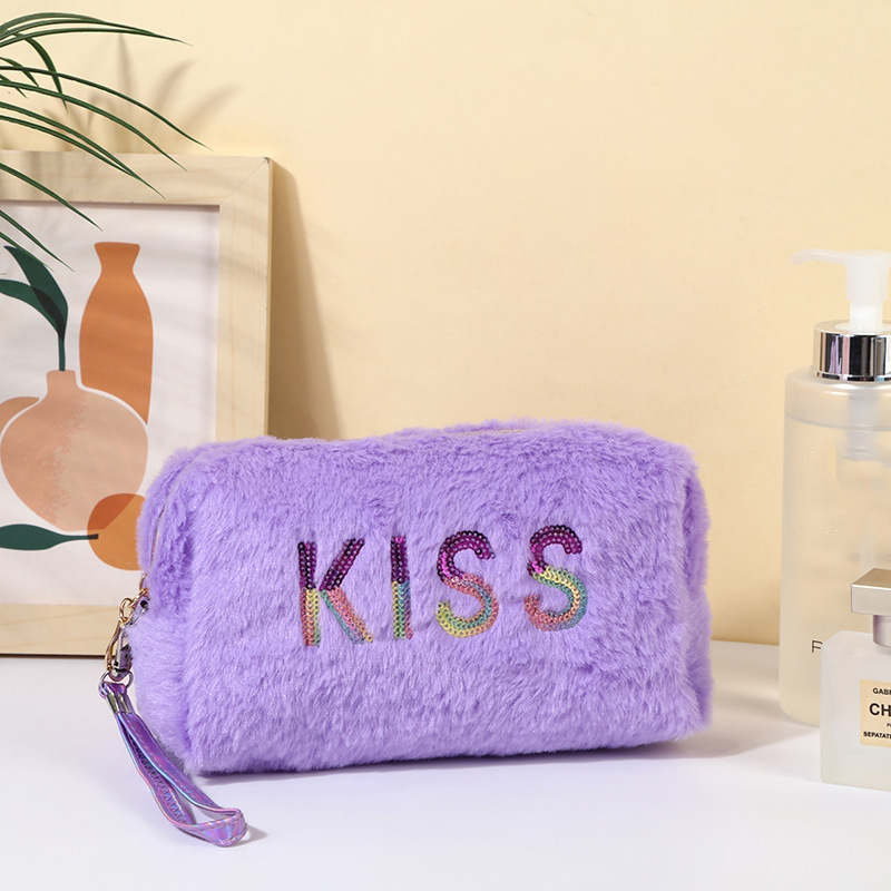 Lint Cosmetic Storage Bags Plush Fashion Lovely Kiss Zipper Portable Vertical Pouch For Travel Skincare Makeup Lipstick Eye Shadow Eyebrow Pencil Sundries Cases