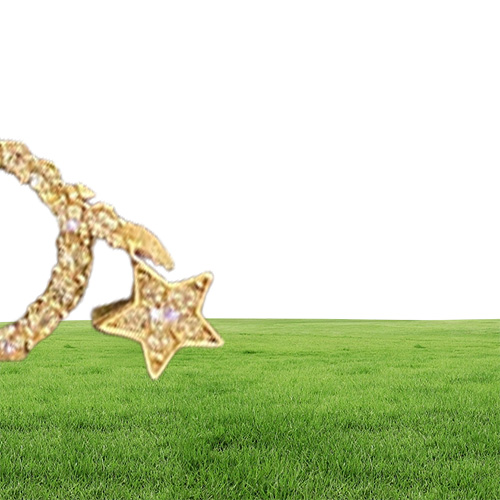 2022 Luxury quality charm stud earring with star shape design and sparkly diamond in 18k gold plated PS7272A8390790