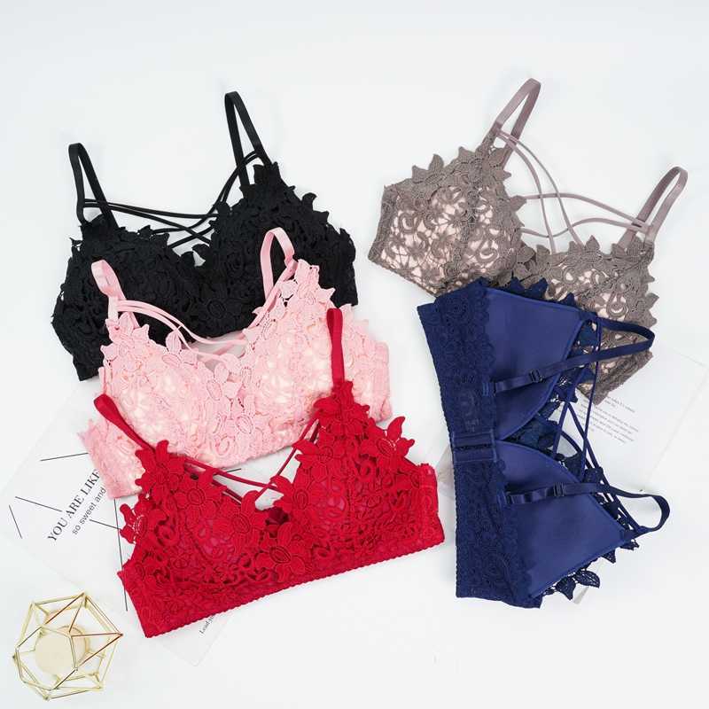 Bras Women Sexy Lace Bras Push Up V-Neck Lingerie Small Bra Breasts Female Embroidery Floral Underwear Adjustable Straps Bralette P230417