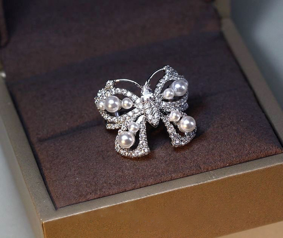 Romantischer Schmetterlings-Perlen-Diamant-Fingerring 925 Sterlingsilber-Partei-Eherings-Band-Ringe für Frauen-Brautversprechen-Schmuck