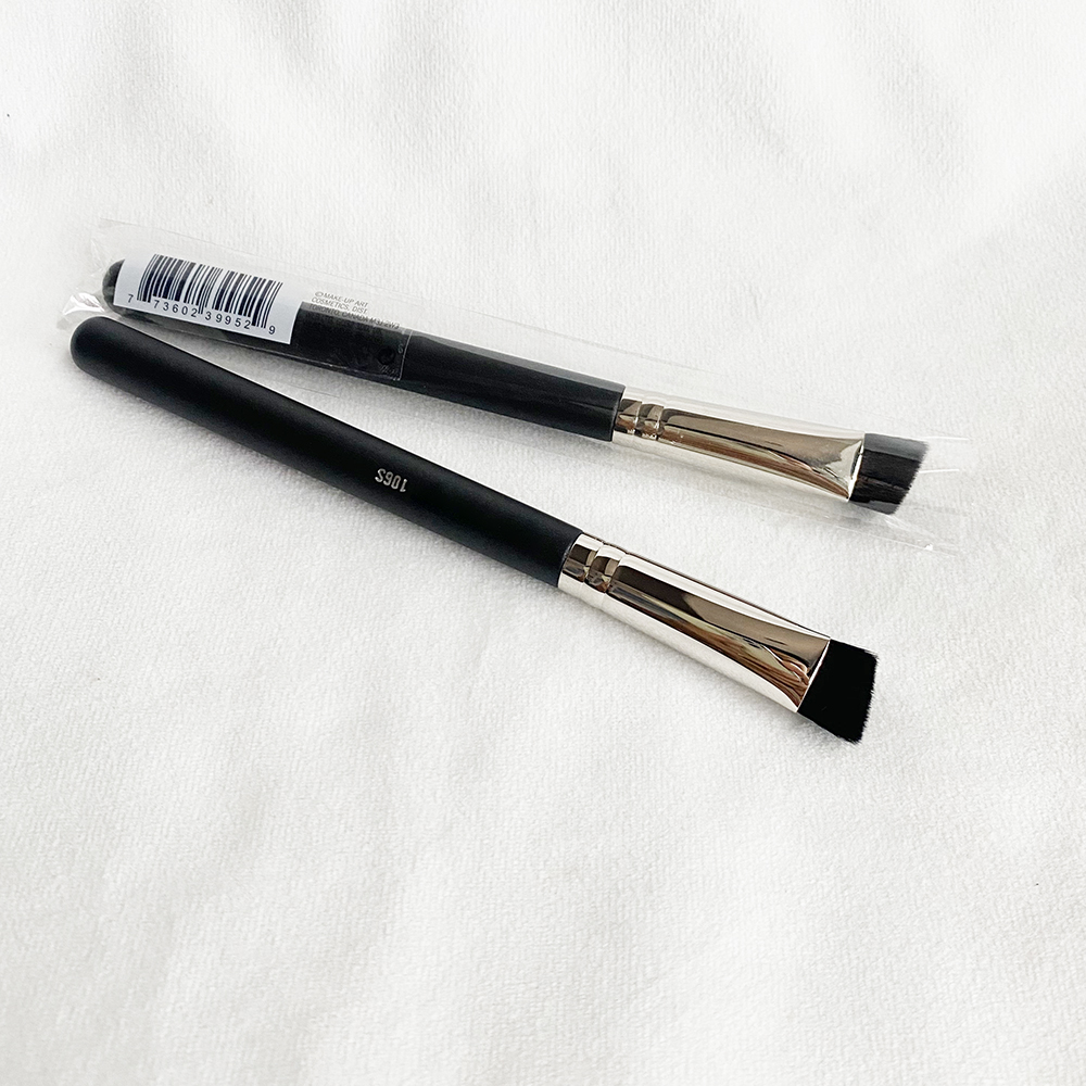 Makeup Brush 106S Trójkątna korektor - unikalne Shadped Shadow Conkuralne mieszanie kosmetyczne pędzel