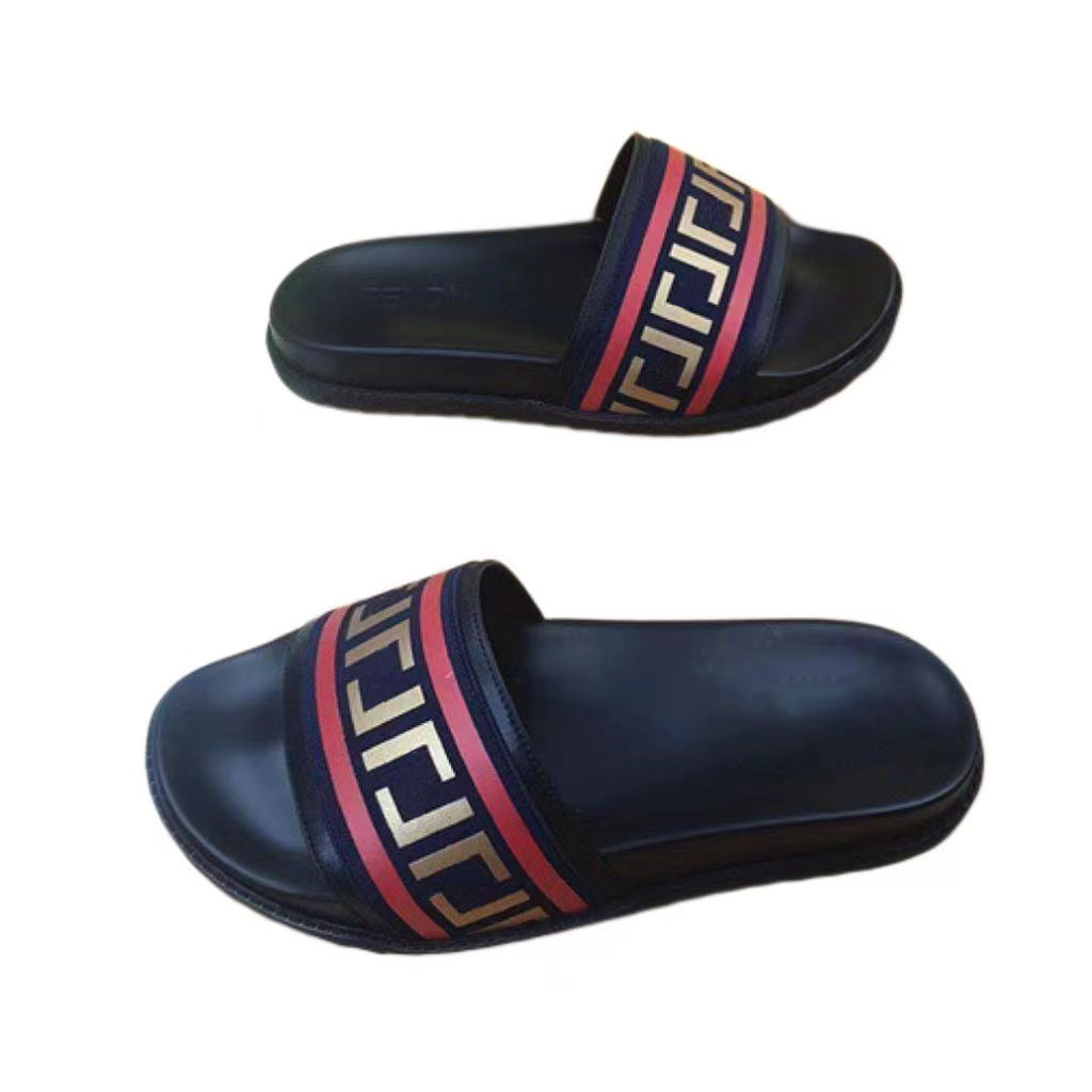 2023 dam sandaler dam rutschkanor toffel Sommar Sexiga sandaler herr lyx designers äkta läder plattform sandal Lägenheter mode Gamla blomma skor Dam Beach