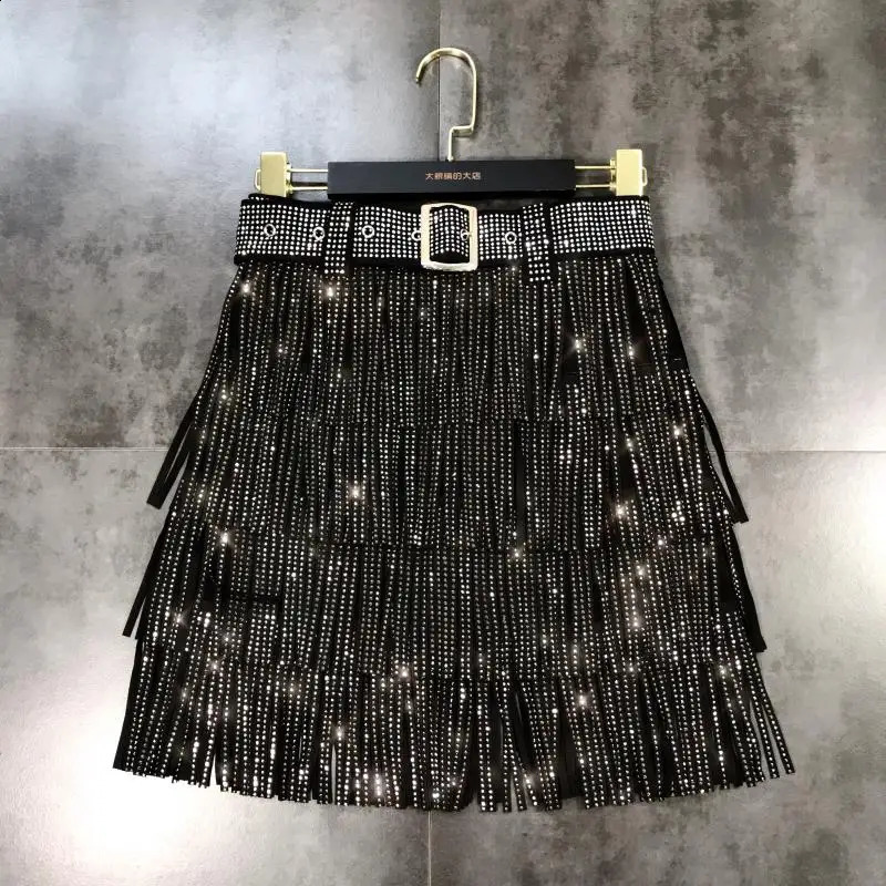 Skirts Women Skirt Fashion Autumn High Waist Belt Multi Layer Short Heavy Drilling Rhinestones Fringed Skirt with Cake A Line 231116