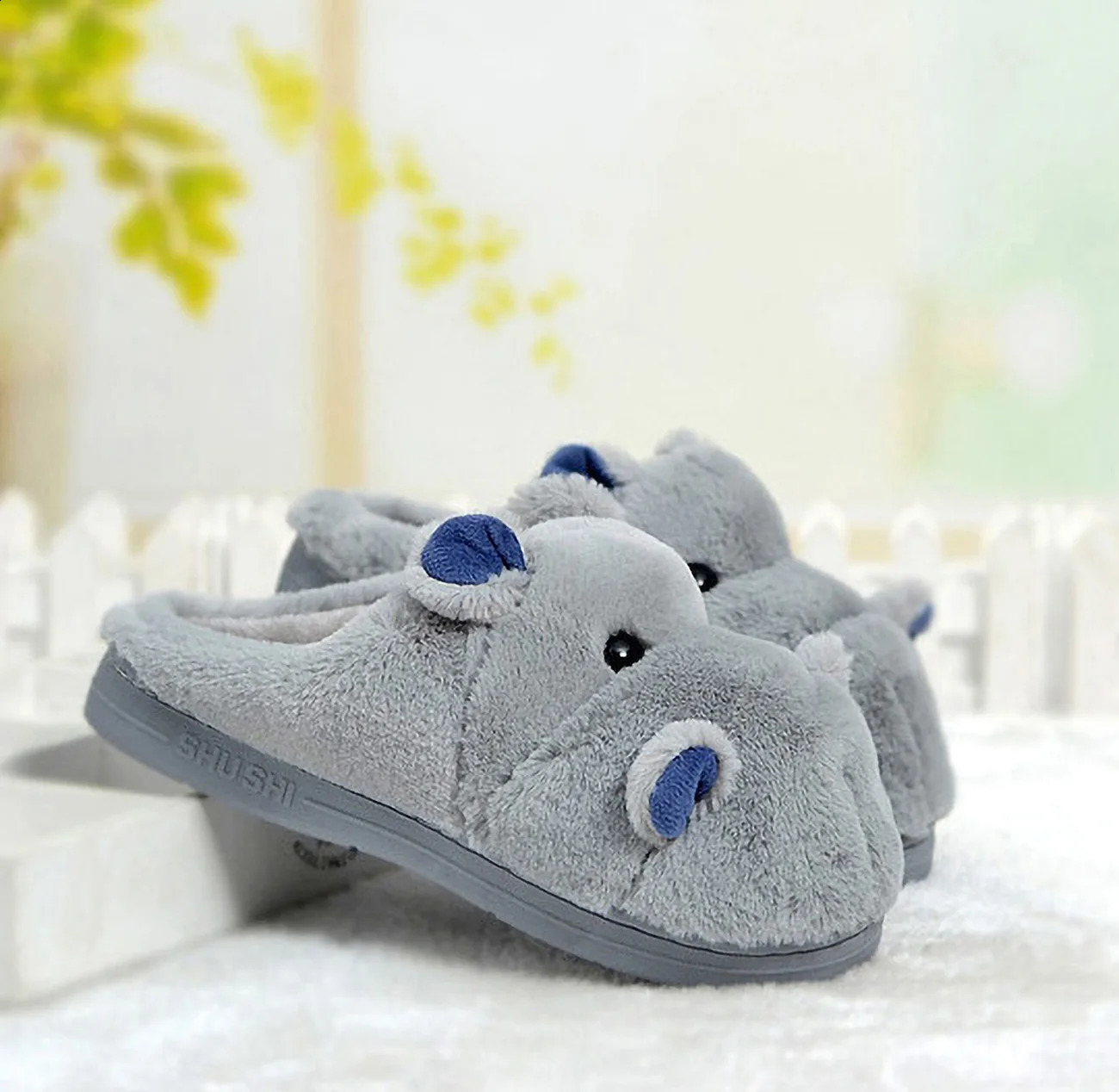 Slippers Unisex Fuzzy Fluffy harige Hippo Slippers schoenen voor dames heren winter warm Mode gezellig dierennijlpaard slippers Thuis schoenen 231116