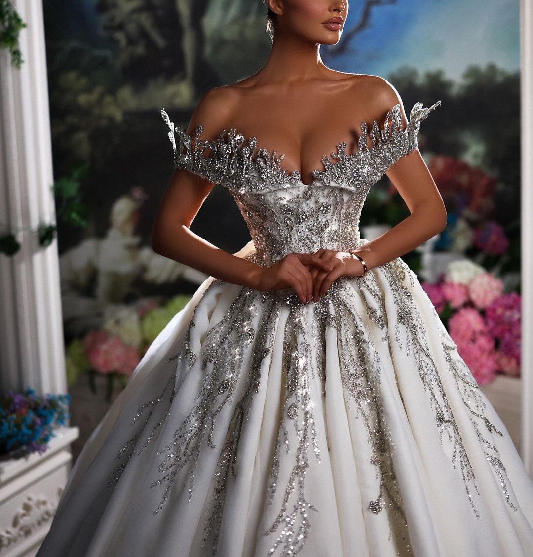 Zarif balo elbisesi gelinlik kolsuz v kapalı omuz payetleri aplike fırfır gelinlikler elmaslar resmi elbise artı boyutu özel yapım vestido de novia