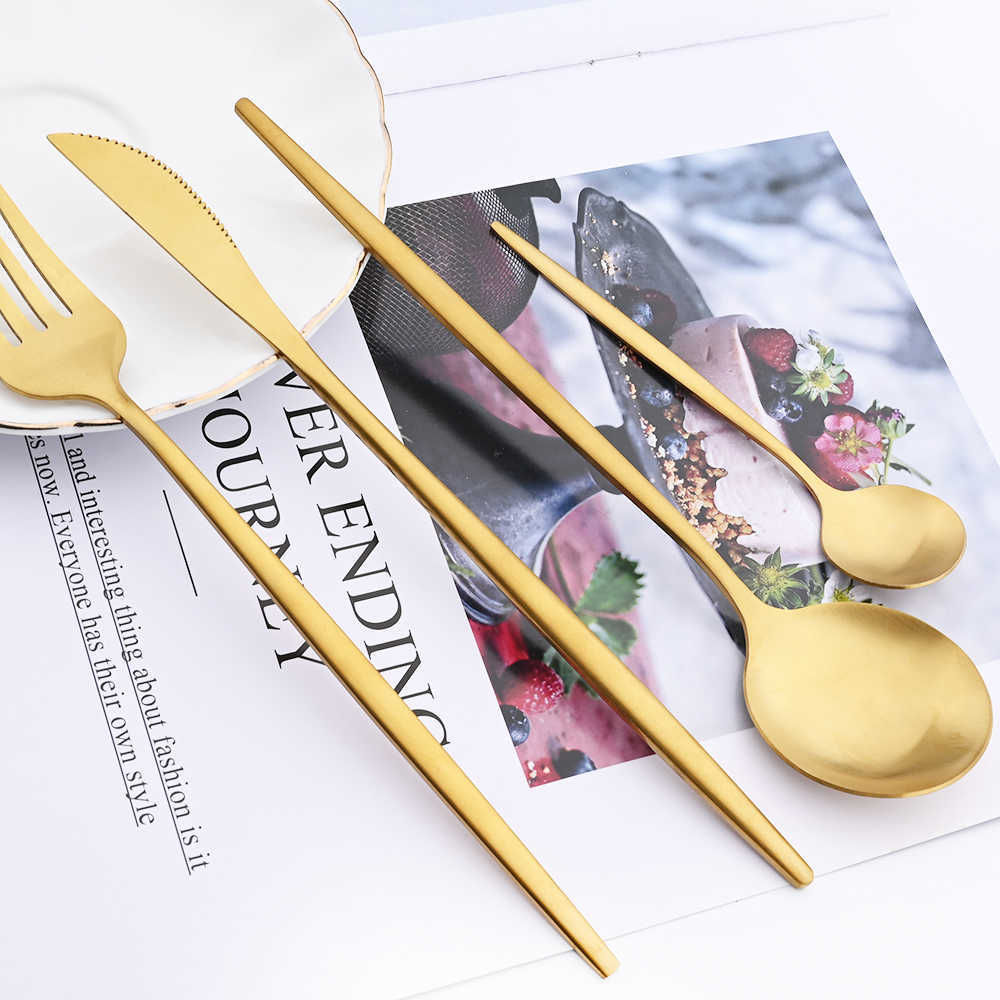 16st Gold Matte Cutlery Set Knife Fork Spoons Moderföretag Set rostfritt stål Tabeller Western Flatware Kök Silverware Set L230704