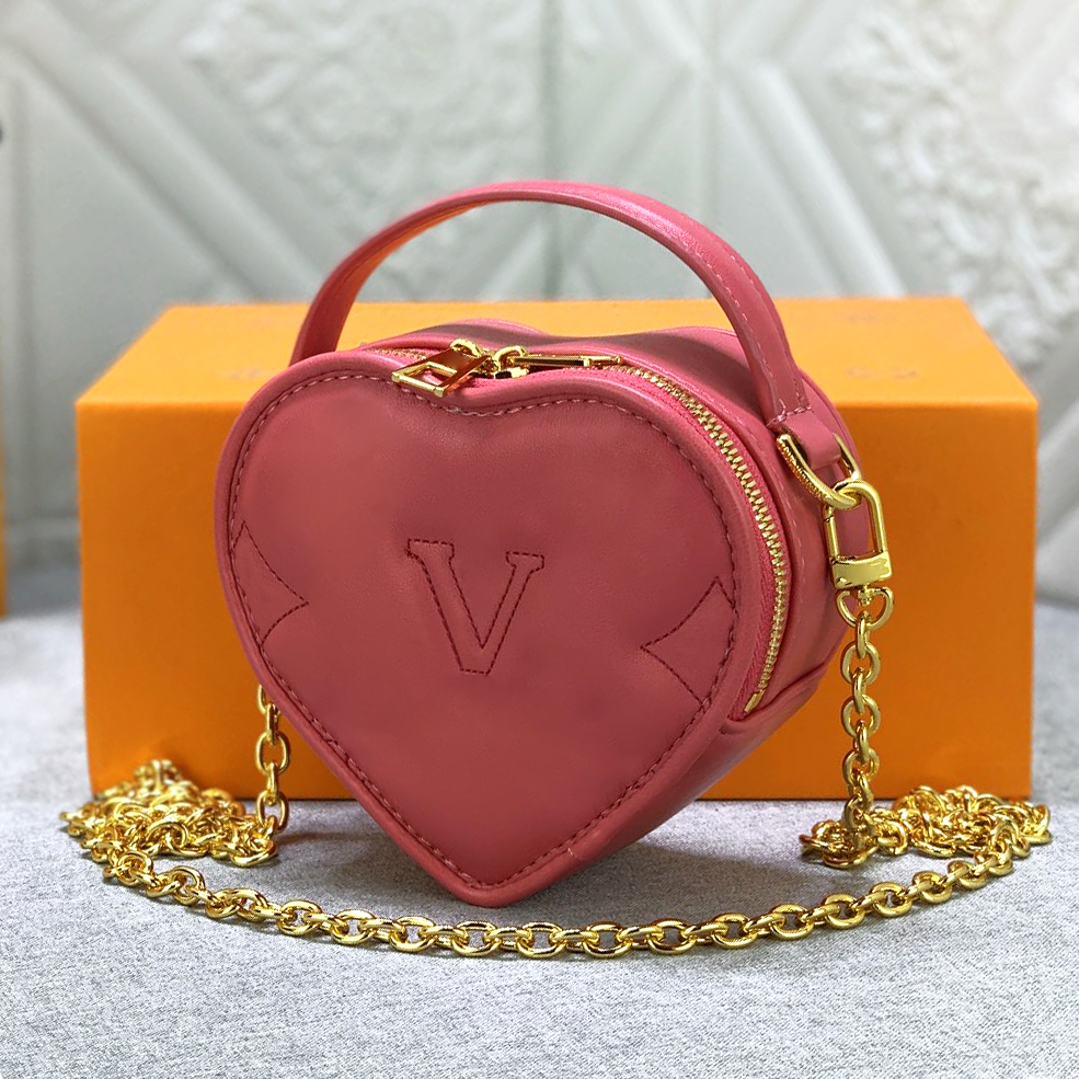 Luxury Designer mini Crossbody bag Wallet tote Heart shaped Love Shoulder Bag 7A quality quilted embroidered mini Chains Shoulder handbags coin purse Cosmetic Bag