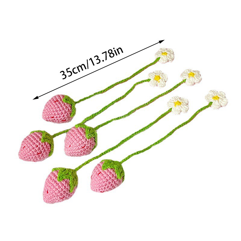 Handmade Crochet Knitted Strawberry Keychain For Women Girl Crocheted Wool Flower Leaf Bag Pendant Ornament Car Charms Key Ring