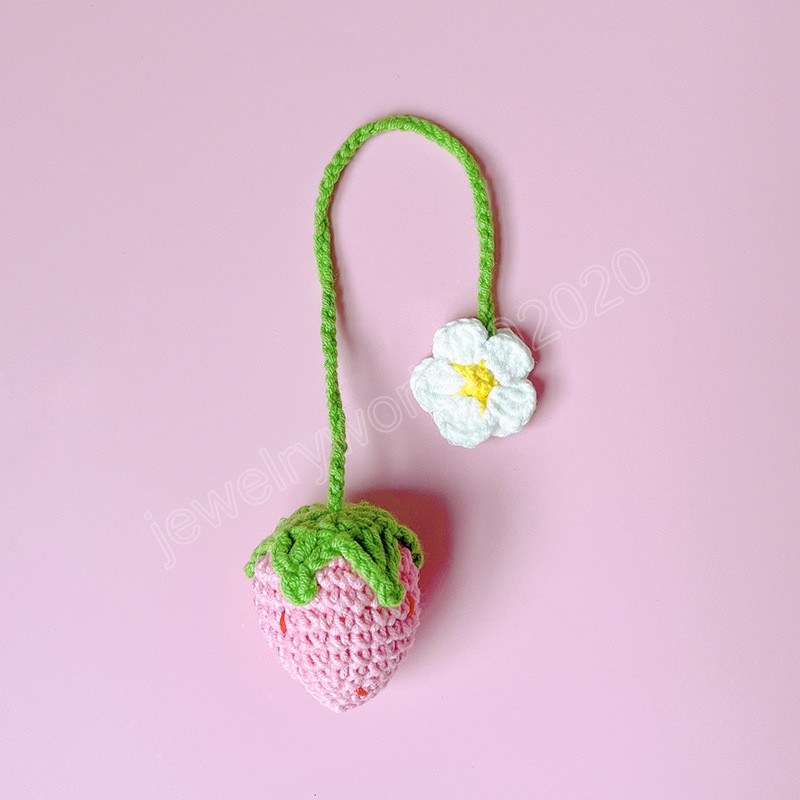 Handmade Crochet Knitted Strawberry Keychain For Women Girl Crocheted Wool Flower Leaf Bag Pendant Ornament Car Charms Key Ring