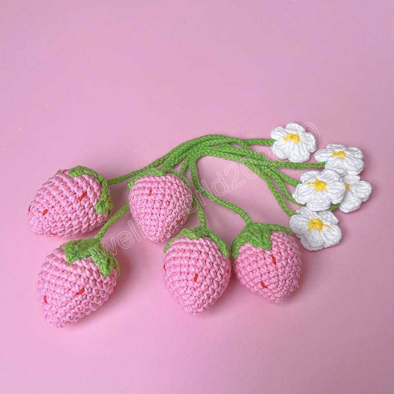 Handmade Crochet Knitted Strawberry Keychain For Women Girl Crocheted Wool Flower Leaf Bag Pendant Ornament Car Charms Key Ring