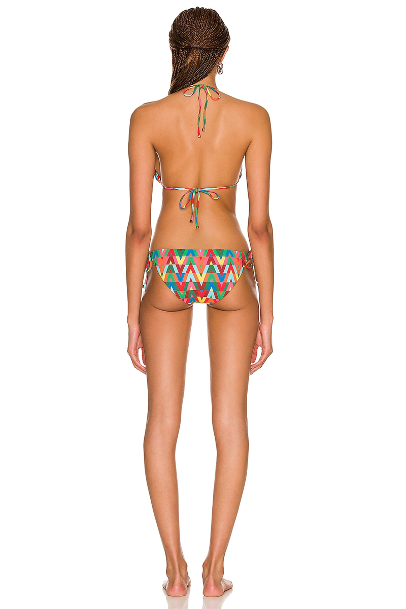 Nieuwe bikini's set hete lente resort alfabet print tide merk bikini zwempak sexy backless net rode slijtage met mode zwempak vrouwen