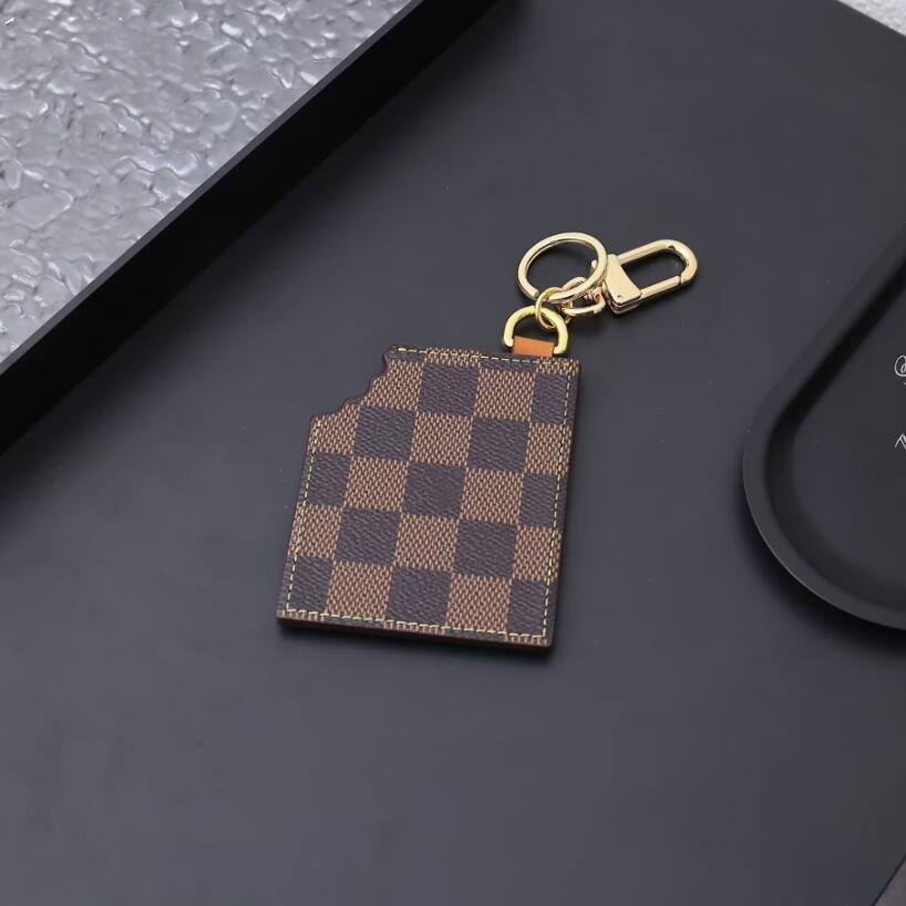 2024 The latest popular leather four double-sided patterned keychains travel classic with the original box