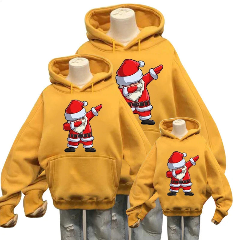 Family Matching Outfits Parent child Clothing Autumn Winter Hoodies Cute Christmas Santa Print Pullover Sweatshirt For Men And Women Kids Clothes 231118
