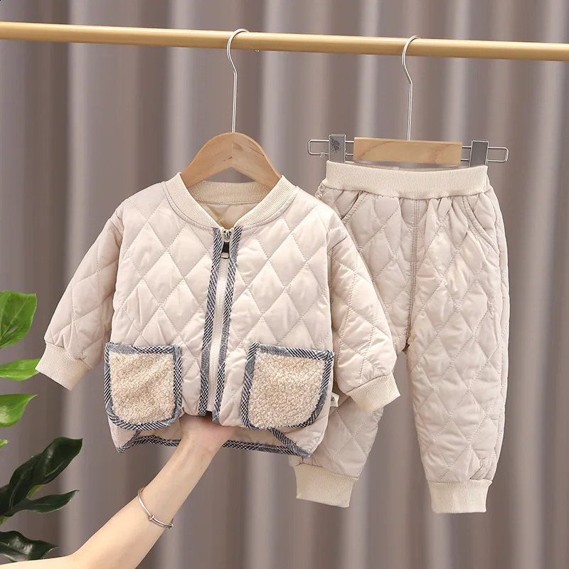 Zestawy odzieży jesienne zima niemowlę bawełniana bawełniana bawełniana bawełniane spodnie małe chłopiec w dół ciepłe ubrania