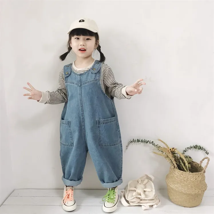 Spring Autumn Baby Kids Denim Jumpsuits pojkar flickor jeans övergripande onesies rompers barn avslappnad hängdräkt jumpsuit